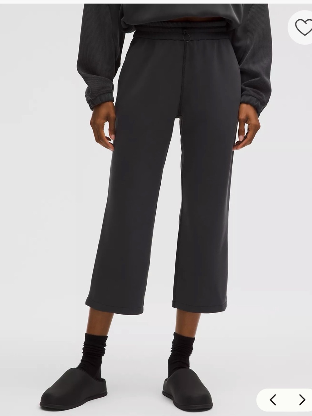 Lululemon Softstreme High-Rise Straight-Leg Cropped 24” Pant size 6 color black